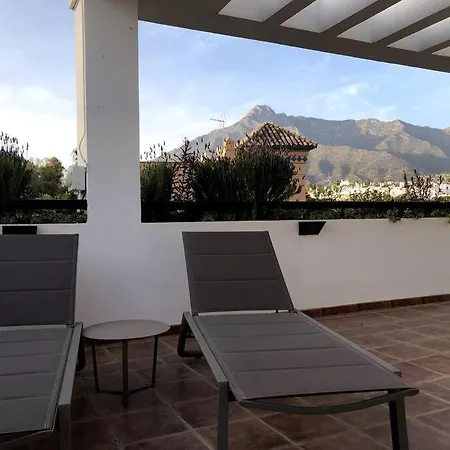 Lejlighed Balcones De Puente Romano Penthouse