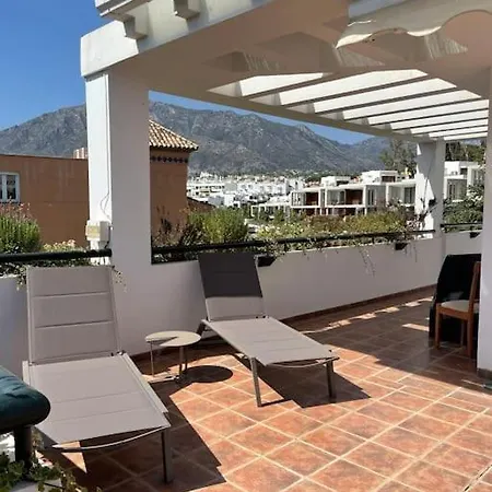 Balcones De Puente Romano Penthouse Lejlighed *